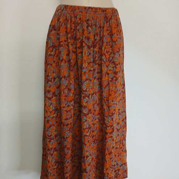 L.L. Bean Dresses & Skirts - UEC LL Bean Vintage Midi Floral Jersey Skirt with pockets sz Small/petite